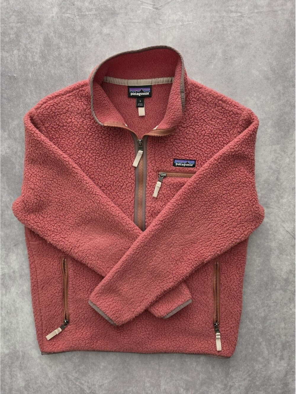 SKU0318 Patagonia Women’s Small Retro Pile Fleece Pullover Pink Sherpa Jacket